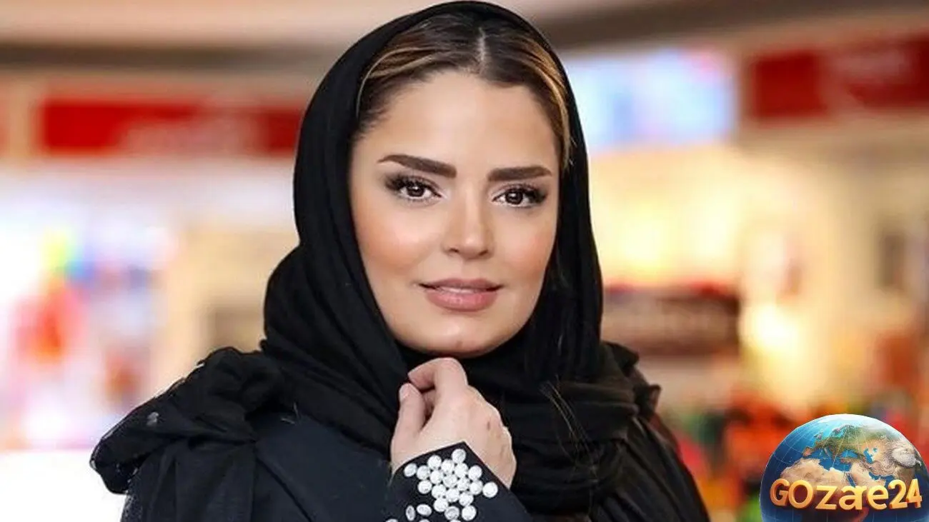 تصویر خواب آلود سپیده خداوردی در حیاط خانه در صبح پاییزی با پیام امید
