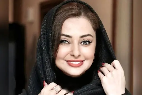 خانه نفیسه روشن با دکوراسیون لوکس و چالش‌های هماهنگی در شب میزبانی فلامک جنیدی