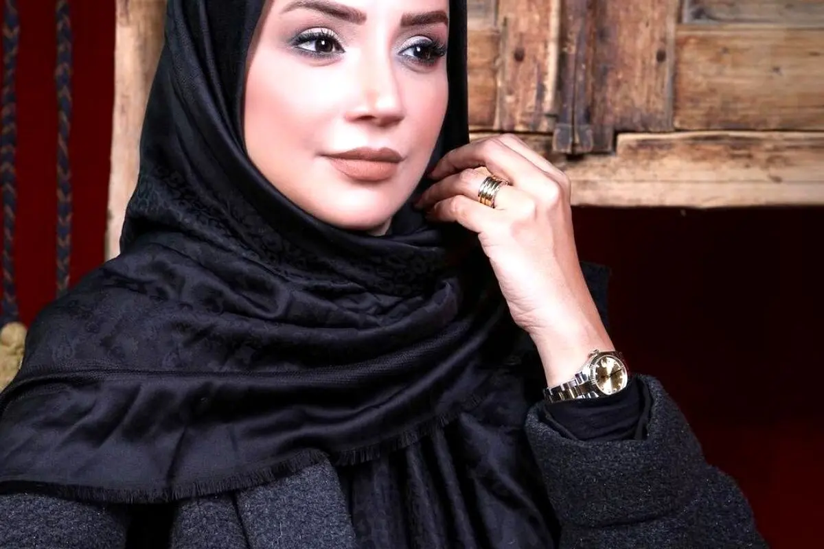 شبنم قلی‌خانی با استایل شیک در عکس جدیدش: سفر و زندگی هنری در استرالیا