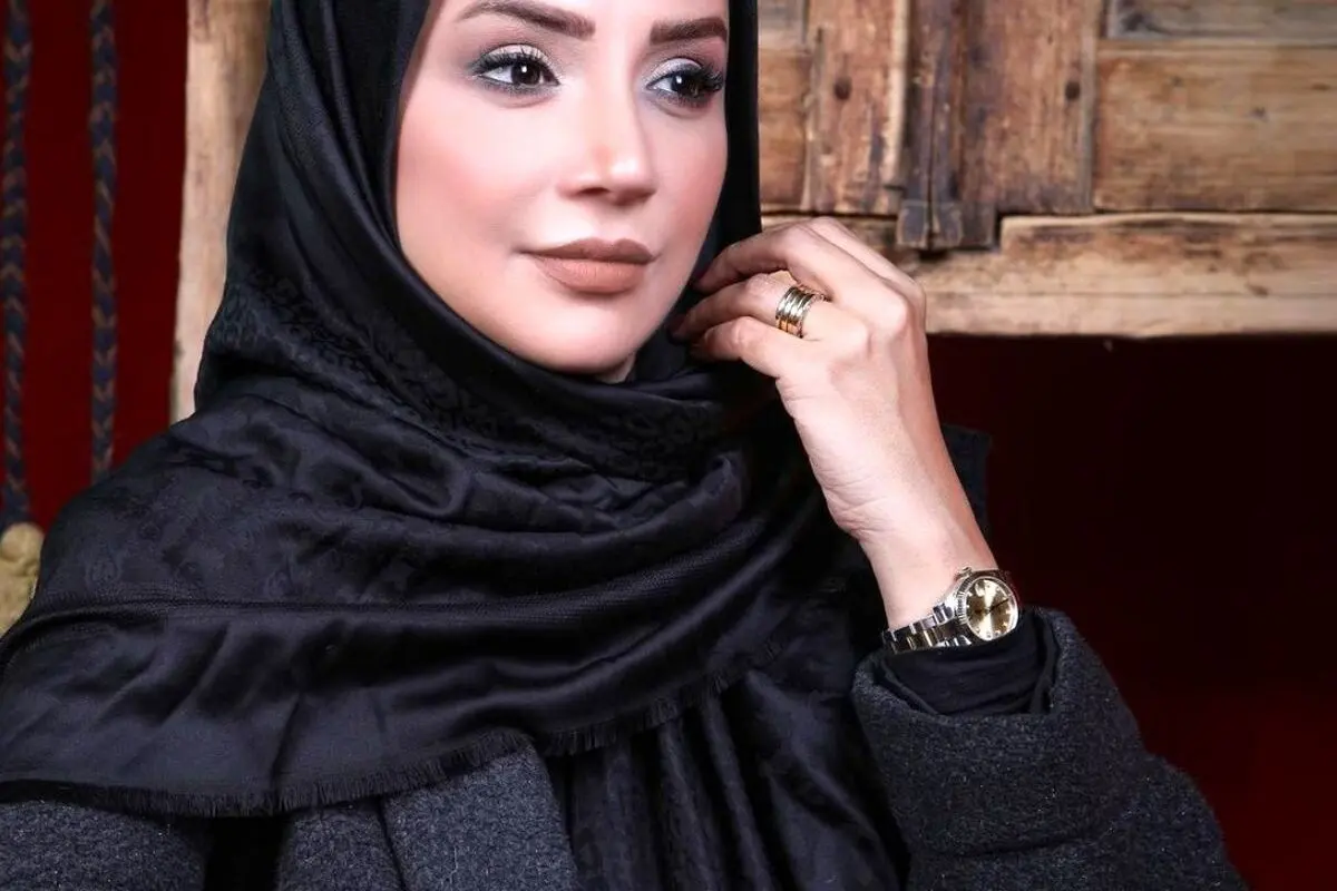 شبنم قلی‌خانی با استایل شیک در عکس جدیدش: سفر و زندگی هنری در استرالیا