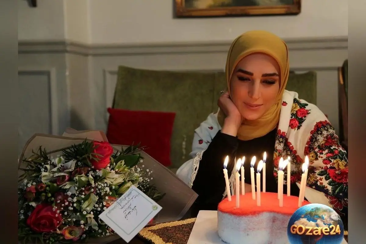لحظه دیدنی غافلگیری تولد سوگل طهماسبی در صحنه فیلمبرداری با کیک قلبی شیک و هیجانانگیز + ویدیو