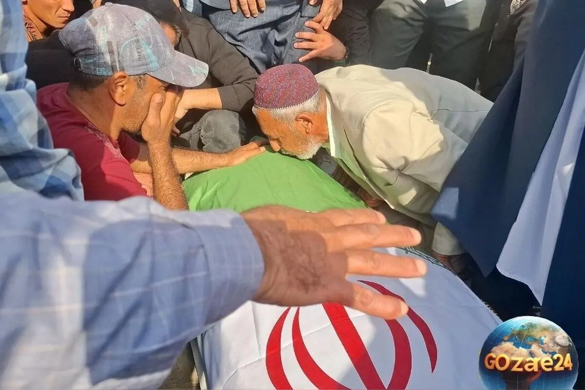 نگاهی به ویترین افتخارات صابر کاظمی ستاره والیبال ایران در خانه پدری + عکس