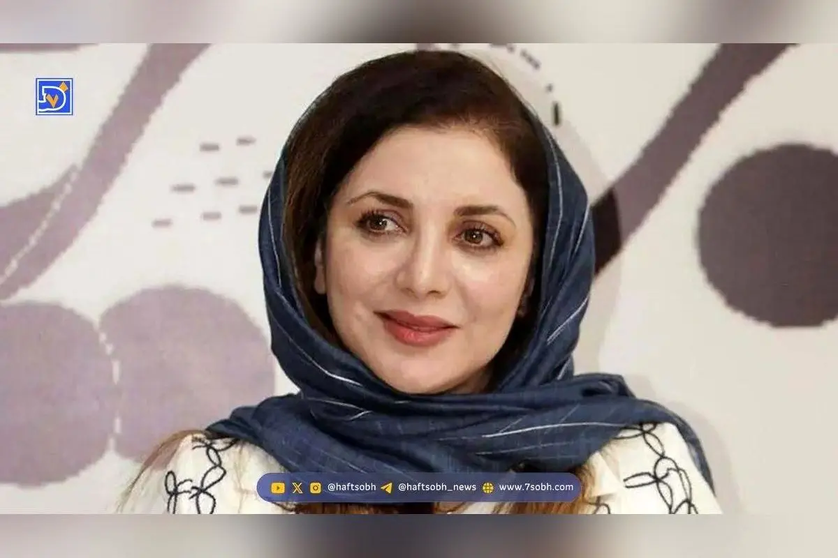 عکس‌های خاص رویا میرعلمی با استایل لاکچری و رسمی در مراسم اکران فیلم «سینما شهر قصه»