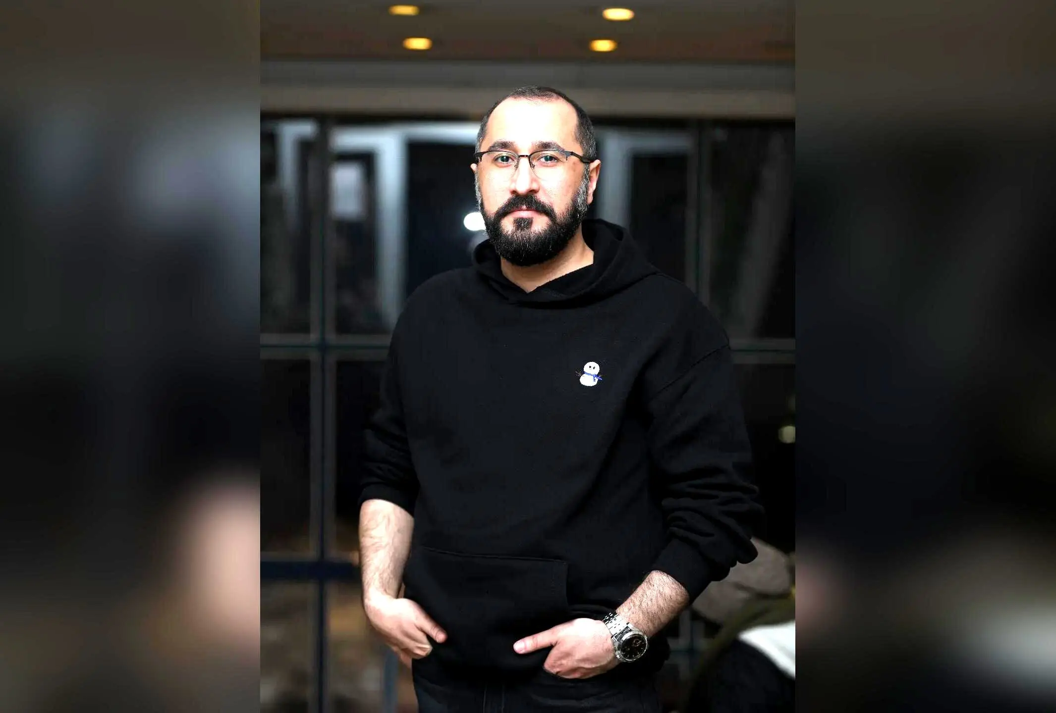 آریان رضایی با «بازی‌های شبانه» پس از ۶ سال به صحنه می‌آید در مجموعه تئاتر لبخند