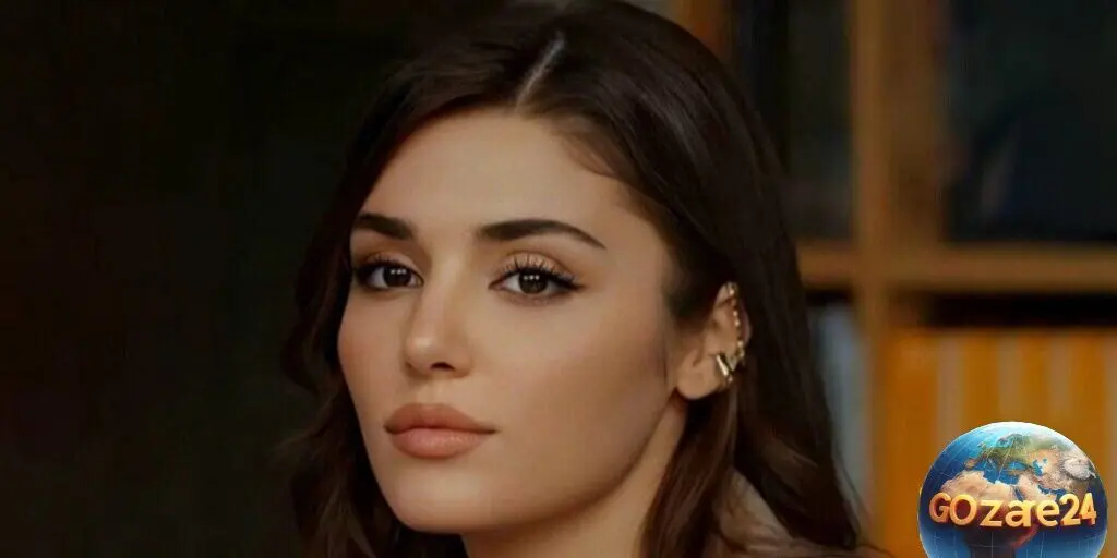 تصاویر درخت کریسمس سفید و لوکس هانده ارچل با کیک چندطبقه مجلل در کنار خانواده | دکوراسیون شیک و باکلاس