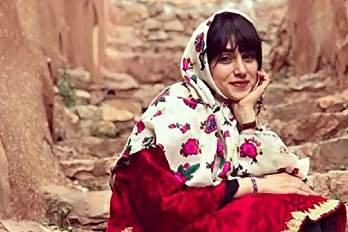 جنجال کنسرت بدون حجاب پرستو احمدی در ایران
