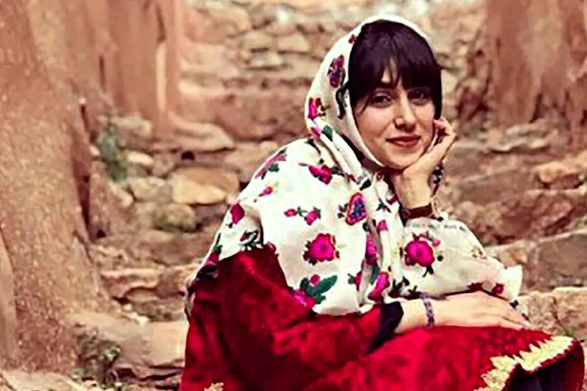 جنجال کنسرت بدون حجاب پرستو احمدی در ایران