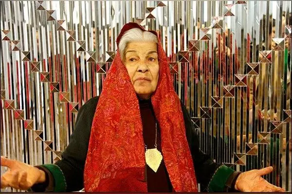 اثر ماندگار منیر فرمانفرماییان در هتل لاله که اکنون به آجیل‌فروشی تبدیل شده است