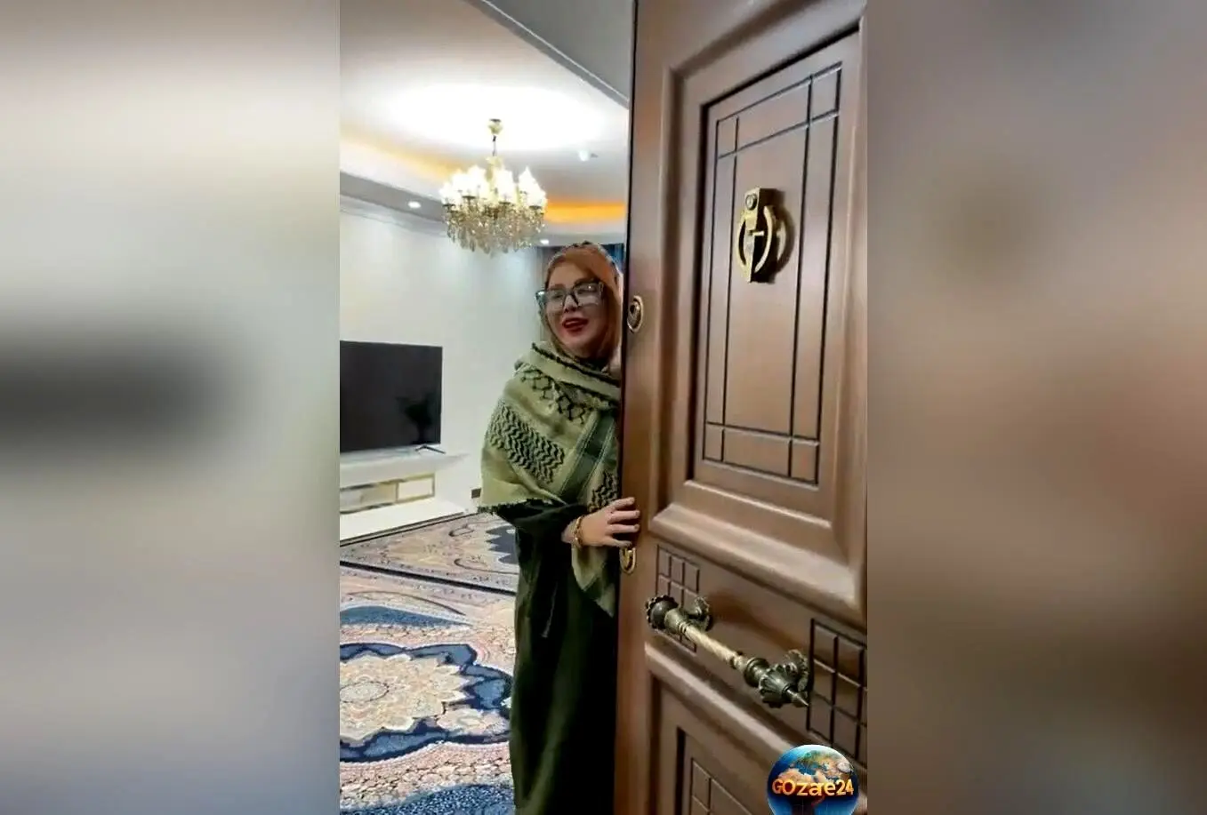چیدمان لوکس و مدرن منزل بهنوش بختیاری با مبلمان سلطنتی، لوسترهای برنجی و فرش ایرانی