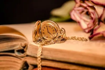 چگونه از گذشته عبور کنیم؟ راهنمای عملی برای رهایی و شروعی تازه از نگاه فلورانس اسکاول شین
