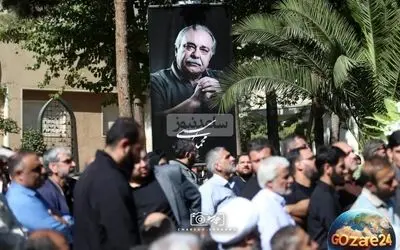 حضور چهره‌های مشهور در مراسم خاکسپاری محمد کاسبی؛ تصاویر و جزئیات اقامه نماز میت و تابوت‌گردانی در سوگ بازیگر سینما و تلویزیون