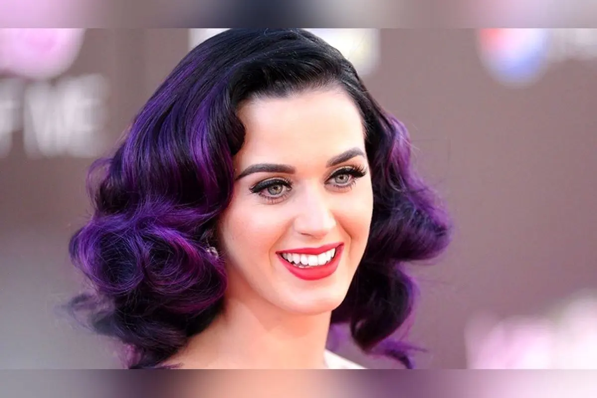 جاستین ترودو و کتی پری رابطه خود را علنی کردند؛ ستاره پاپ و نخست‌وزیر سابق کانادا در پاریس دیده شدند