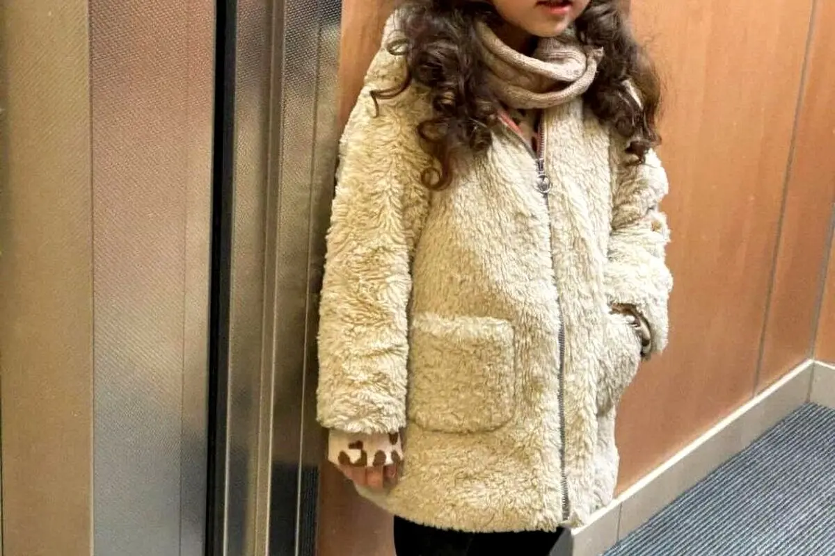 نبات استخری دختر شاهرخ استخری در مهدکودک اروپایی بلژیک؛ لحظه‌های بانمک و دیدنی بازی در کنار دوستان خارجی