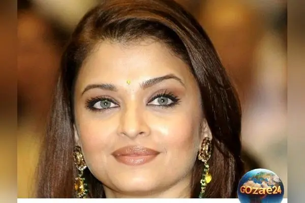 عکسی نادر از آیشواریا رای در حال خروج از هتل در نیویورک (سال 1387) و فعالیت‌های بین‌المللی او