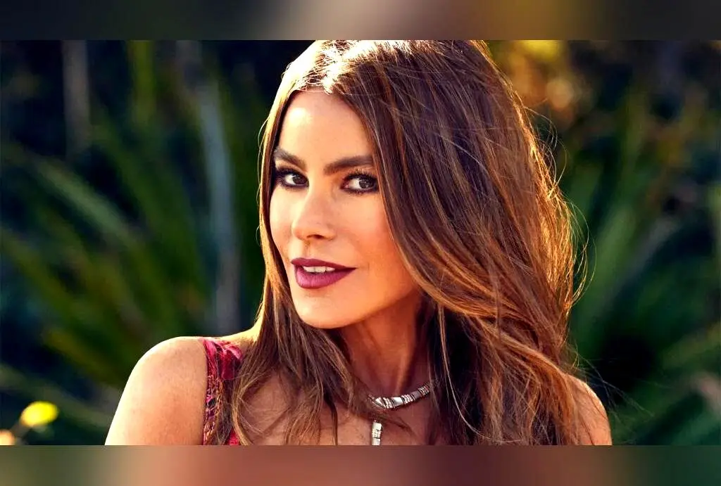 اجاق گاز لوکس و خاص خانم بازیگر با ارزش ۸ میلیارد تومان + داستان خرید و برند فرانسوی La Cornue