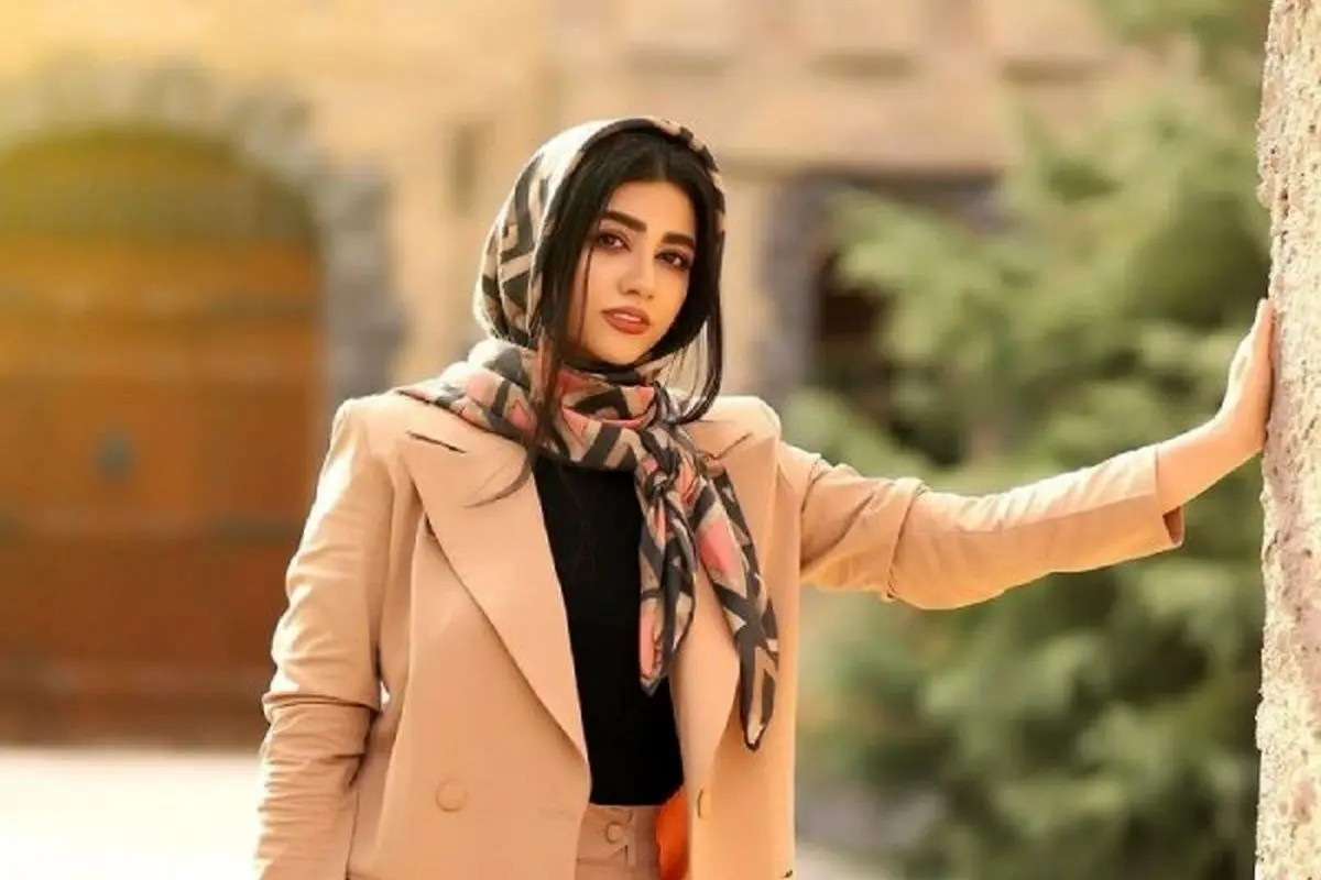 بیوگرافی سرنا امینی دختر میلیاردر اینستاگرام و همسرش | رازهای شهرت، درآمد و زندگی شخصی ستاره طنز مجازی