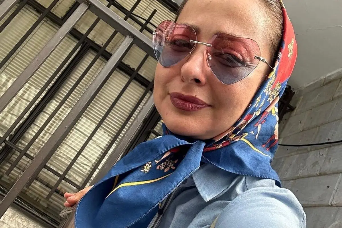 تصویری خاص از نفیسه روشن در کافه سیار و آشنایی با مکان‌های دنج و محبوب خانم بازیگر