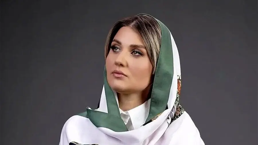گلوریا هاردی ستاره جوکر بانوان بدون روسری در تلویزیون