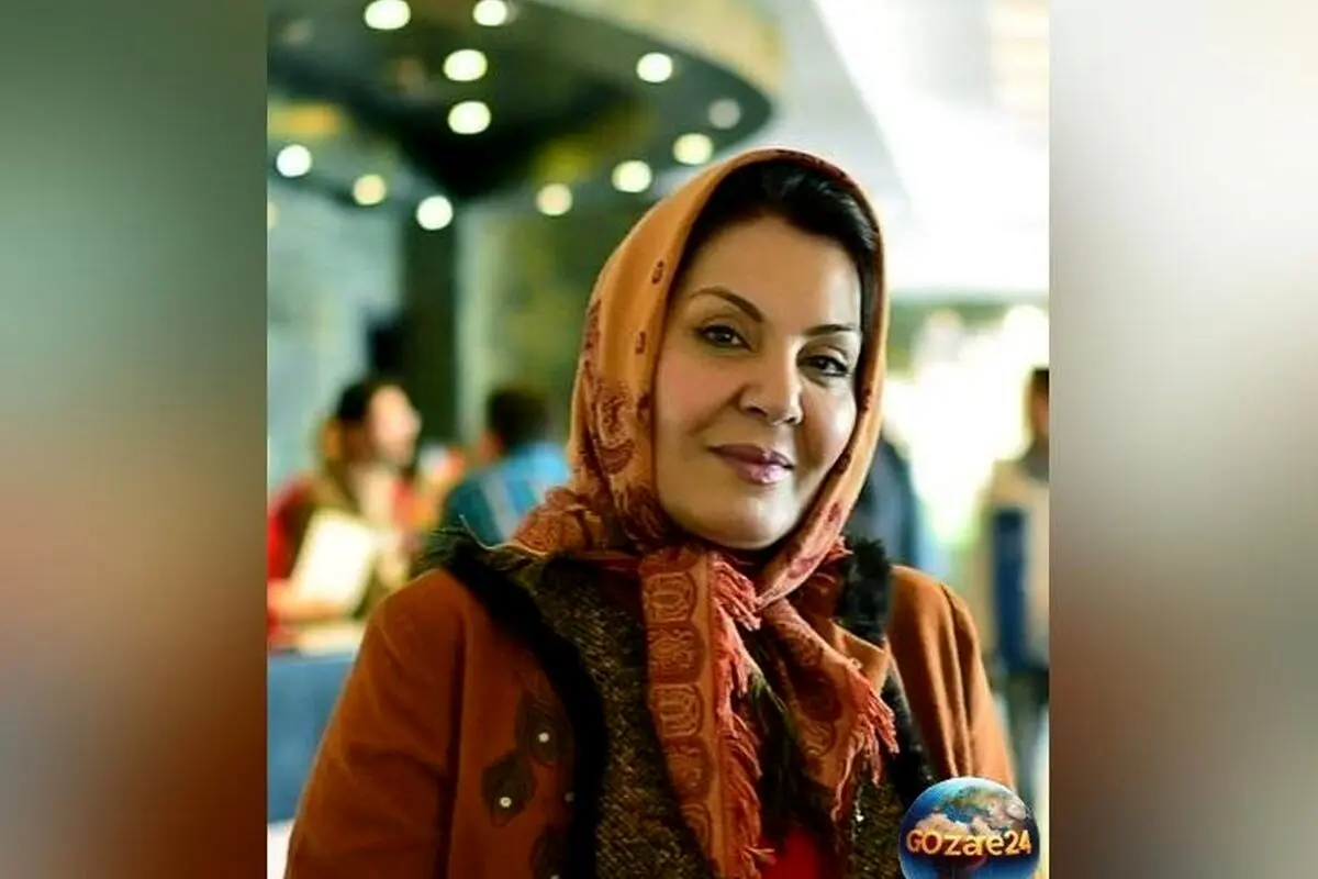 میز عزای ساده و شیک زهره حمیدی؛ تصویری از دیزاین زیبا با گُل، شمع، قرآن و حلوا در سوگ بازیگر پیشکسوت سینمای ایران