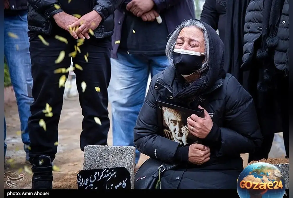 تصاویر و جزئیات غم‌انگیز وداع نسرین مرادی با همسر کارگردان در مراسم خاکسپاری پرتویی | حضور سروش صحت و جعفر پناهی در تشییع پیکر