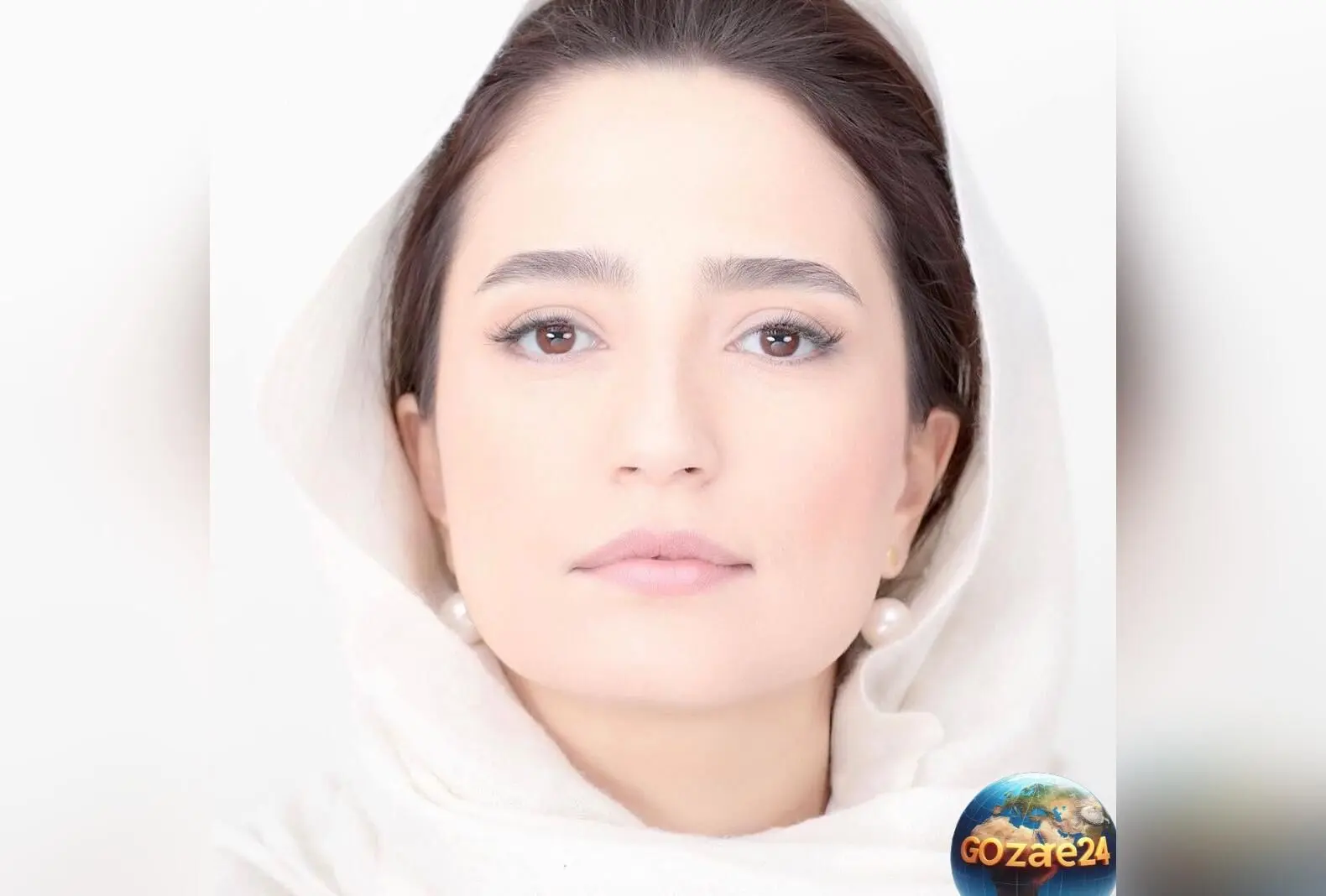 نگار جواهریان در اقدامی شگفت‌انگیز به قله دماوند صعود کرد + تصاویر و جزئیات