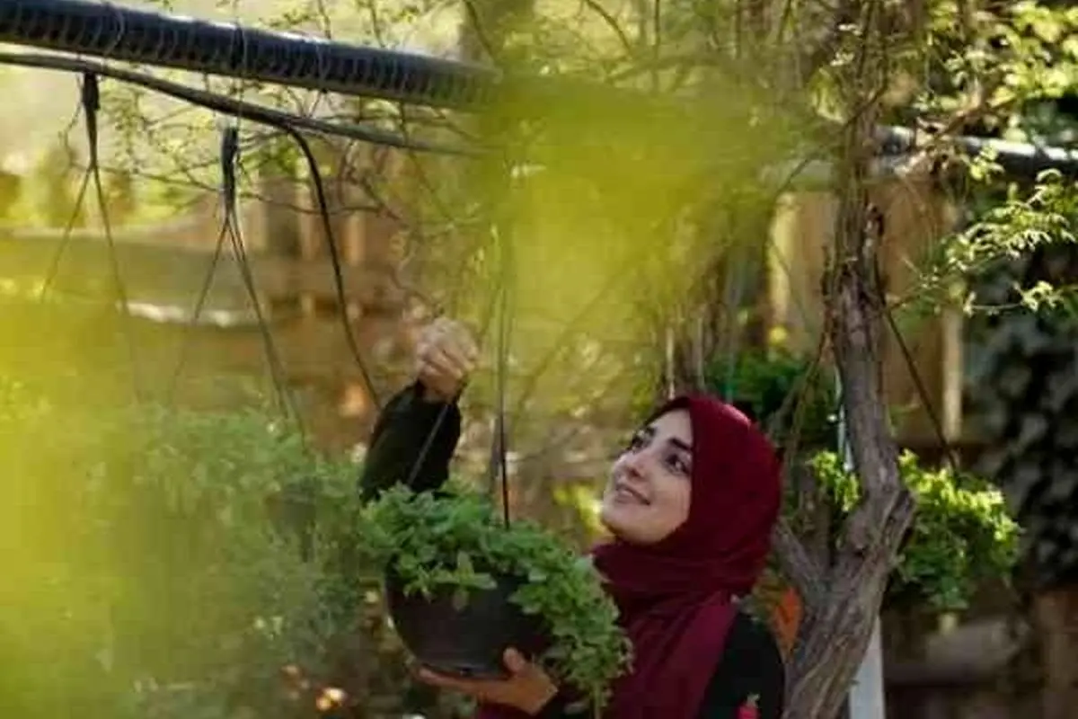 سفر دلنشین ستاره سادات قطبی به ویلای دربند تهران + ویدیو دیدنی از لحظات خوش پسرش