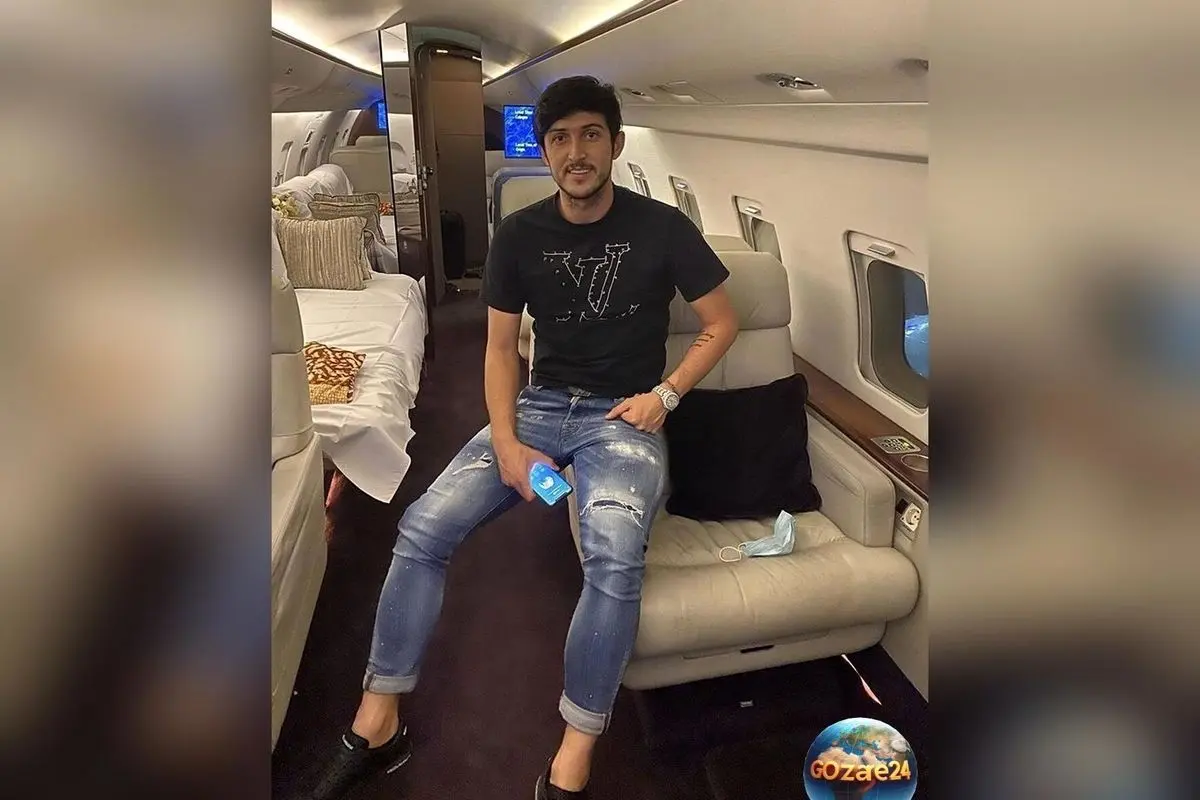 تصاویر لو رفته از هواپیمای شخصی سردار آزمون با حضور خانواده و دوستان نزدیک، لحظه‌ای ویژه و پر از شادی