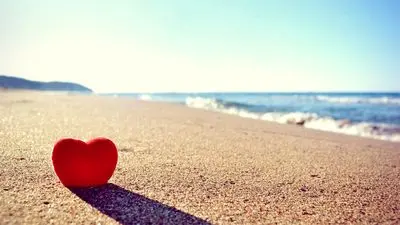 جملات عاشقانه و شیرین برای استوری و کپشن | متن‌های کوتاه و احساسی لاکچری