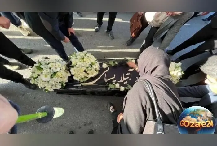واکنش غم‌انگیز هنرمندان ایرانی در استقبال از پیکر بی‌جان آتیلا پسیانی در فرودگاه امام خمینی