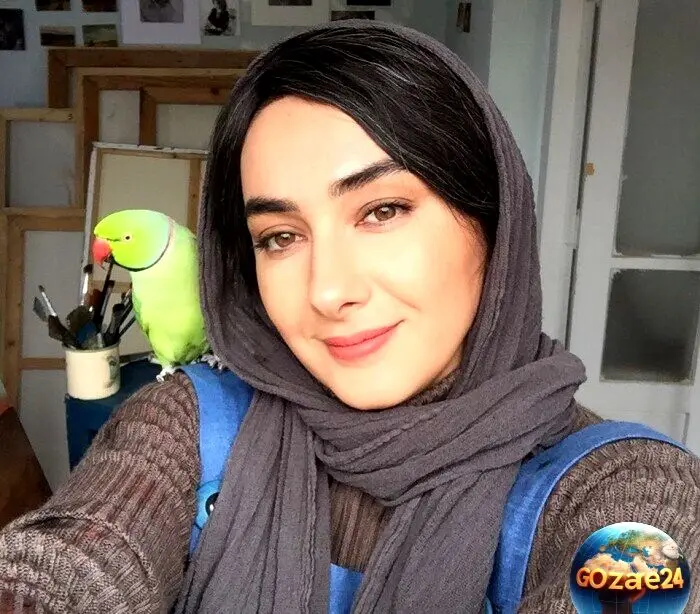 عکس متفاوت و خاص از جشن تولد 45 سالگی هانیه توسلی با کیک مینیمال توت فرنگی و دسته گل رز