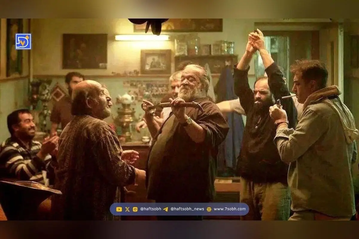 از تاریکی تا حقیقت؛ نقش بی‌نظیر طراحی لباس در شخصیت‌پردازی فیلم پیرپسر