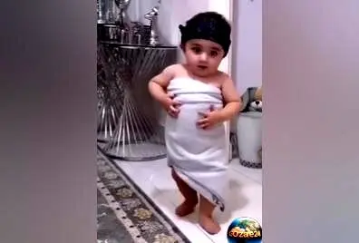 نسخه خنده‌دار و دیدنی یوزارسیف کودکانه؛ لحظاتی پر از خنده و سرگرمی با بازی پسر بچه و خواهرش