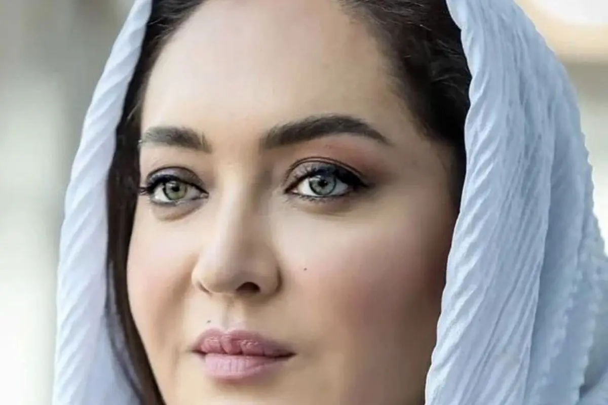 بررسی استایل منحصربهفرد نیکی کریمی؛ ترکیب شیک مشکی با رنگهای شاد و حسرتبرانگیز