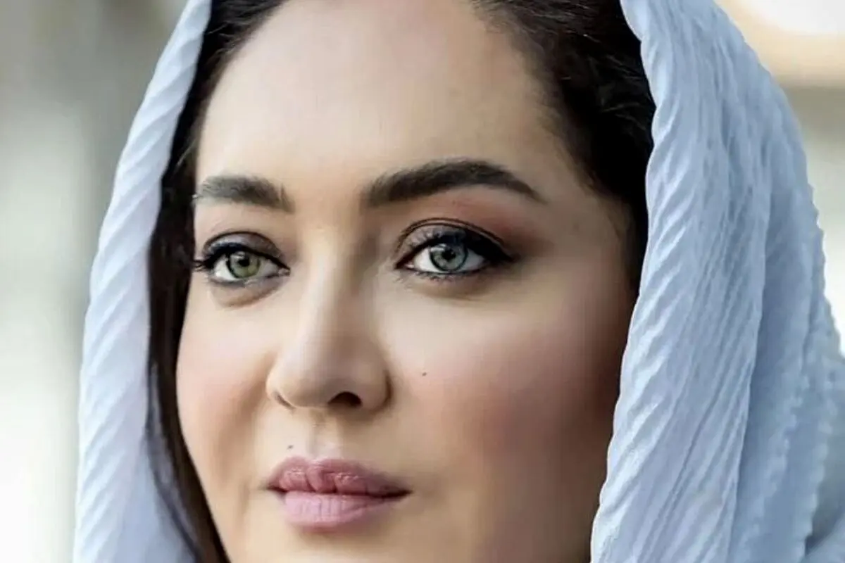 بررسی استایل منحصربه‌فرد نیکی کریمی؛ ترکیب شیک مشکی با رنگ‌های شاد و حسرت‌برانگیز