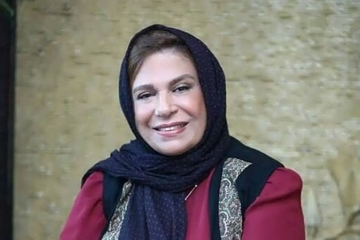 کیک‌های تولد گوهر خیراندیش: از ۱ متری در ۶۳ سالگی تا مخملی قرمز با دخترش + عکس مبارکا!