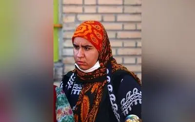 تصویر جدید صهبا شرافتی در نقش روناک در سریال نون خ؛ تغییر چهره و لباس بازیگر جوان اهل سقز