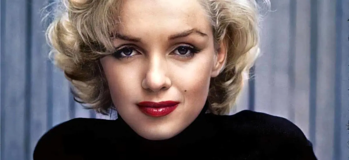 تصاویر نادر و دیدنی از مرلین مونرو در آخرین جشن تولدش در سال ۱۳۴۱ | سفر در زمان به گذشته
