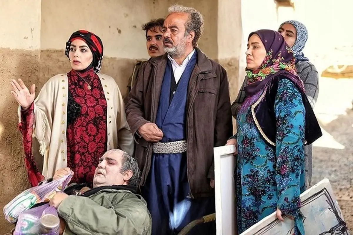 تصاویر جدید از پشت صحنه «نون خ» با حضور نورالدین خانزاده و روناک؛ لحظاتی دیدنی از سعید آقاخانی