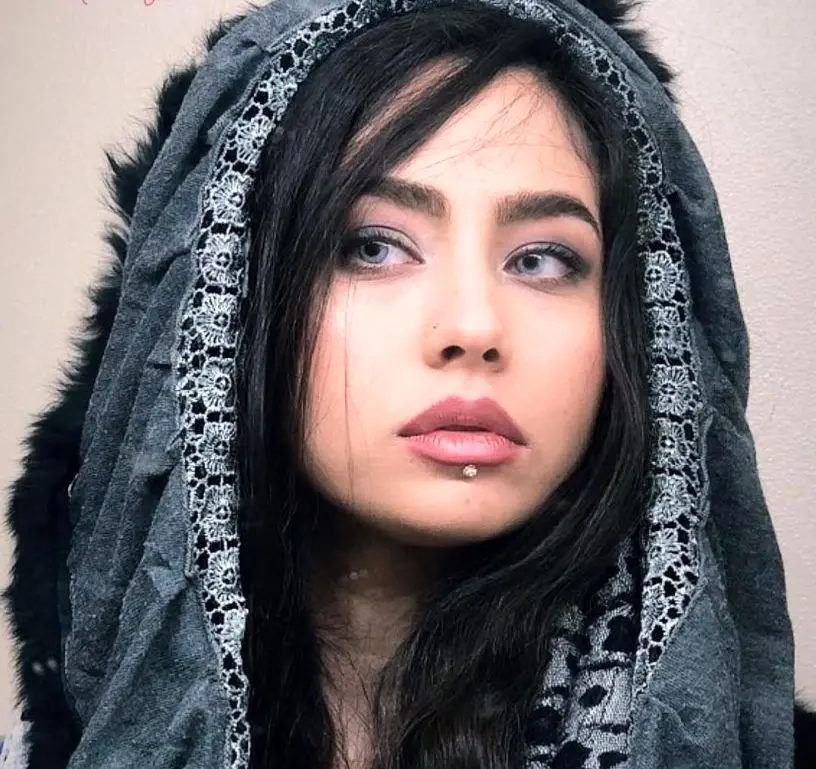 بیوگرافی و زندگی شخصی دایانا حکیمی به همراه تصاویر جذاب او