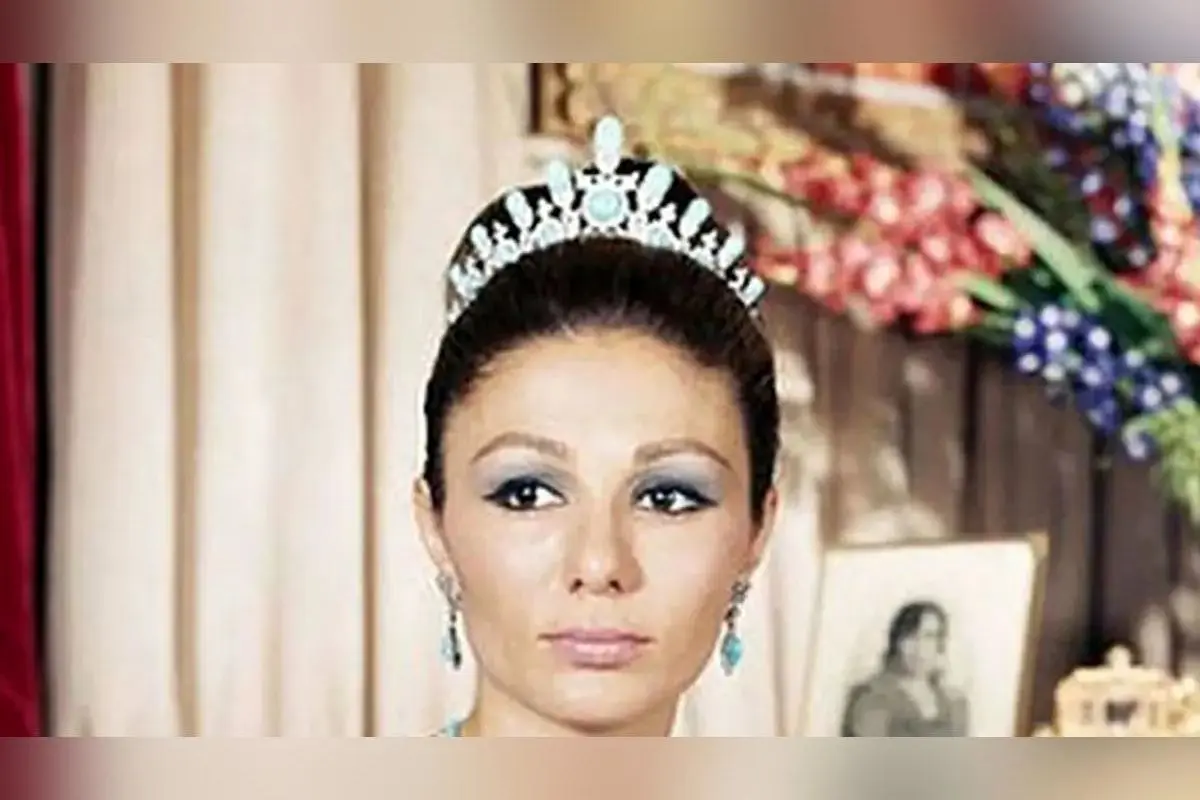 تصاویر نادر از فرح پهلوی در اولین بوئینگ ۷۴۷ SP سال ۱۳۵۵ | سفر در زمان به دوران شاهنشاهی