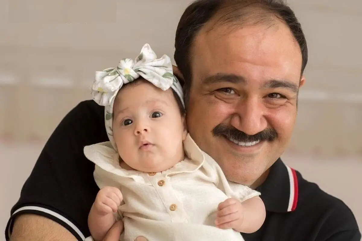 عکس جدید دختر مهران غفوریان با اسباب بازی لاکچری و نگاهی به خاله بازی دخترش قند عسل باباست