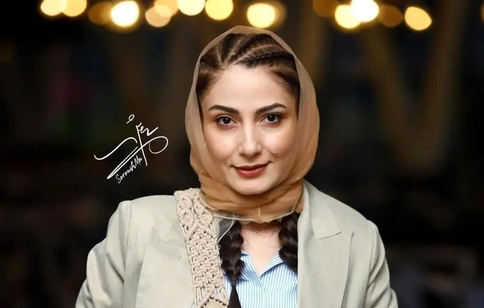 سمیرا حسن پور با استایل شیک و کت ترمه کوتاه در اینستاگرام خود ظاهر شد