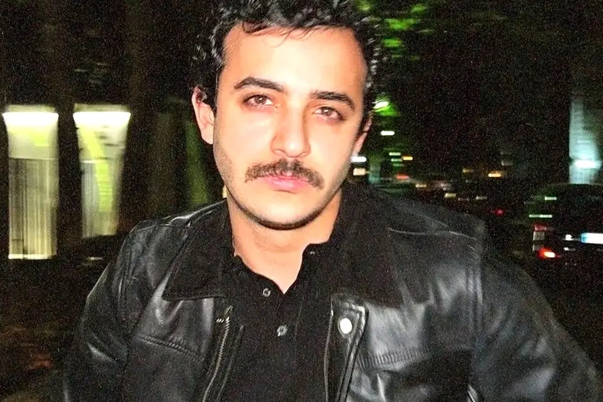 علی شادمان با خودروی لاکچری در استوری اینستاگرامش ظاهر شد!