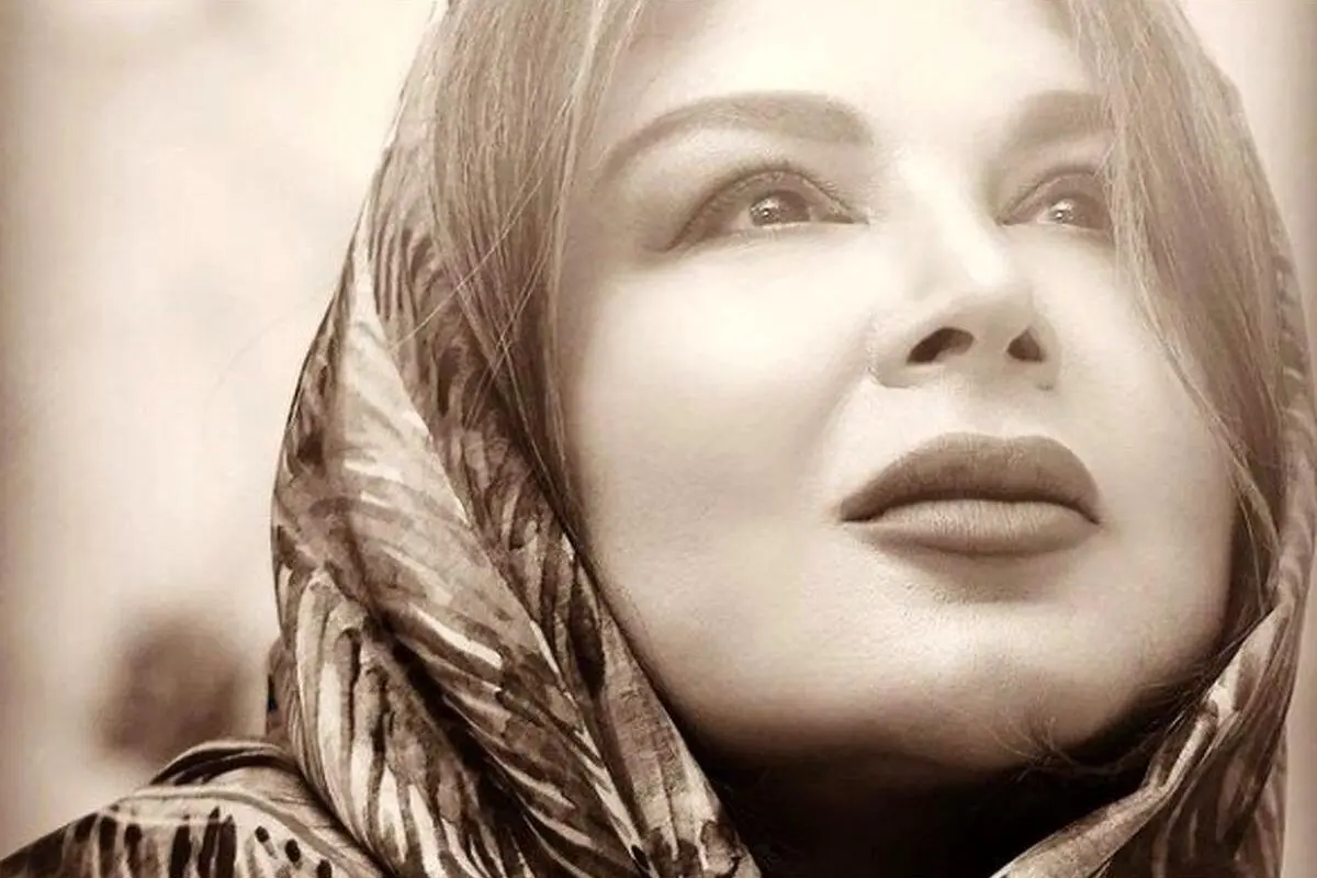 عکس‌های جدید شهره سلطانی با استایل آبی در سریال لحظه گرگ‌و‌میش؛ بیوگرافی و نکات جالب درباره بازیگر محبوب