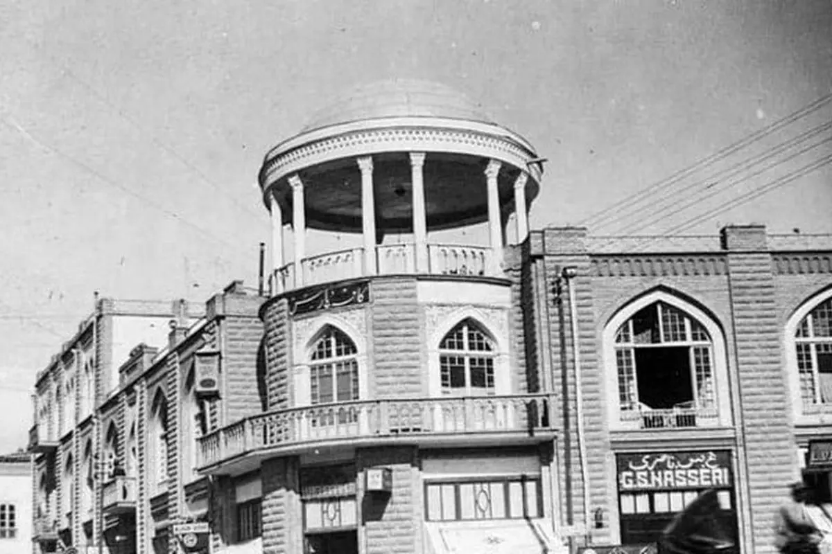 تاریخچه تهران قدیم: از افتتاح کافه‌های لوکس و خاطرات دهه ۷۰ با تصاویر نادر و دیدنی