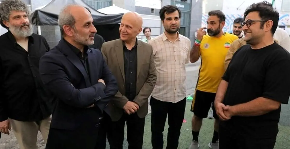 دیدار رئیس صدا و سیما با اکبر عبدی و عوامل سریال «سبزواران» در پشت صحنه + تصاویر و جزئیات