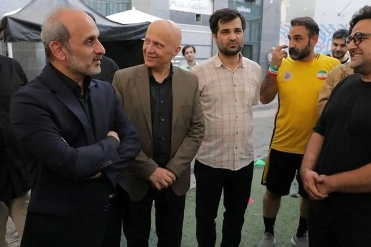 دیدار رئیس صدا و سیما با اکبر عبدی و عوامل سریال «سبزواران» در پشت صحنه + تصاویر و جزئیات