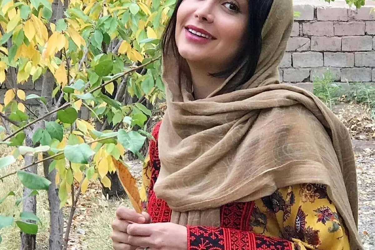 دورهمی لاکچری بازیگران سریال دخترم نرگس با غذاهای اروپایی و عکسهای دیدنی