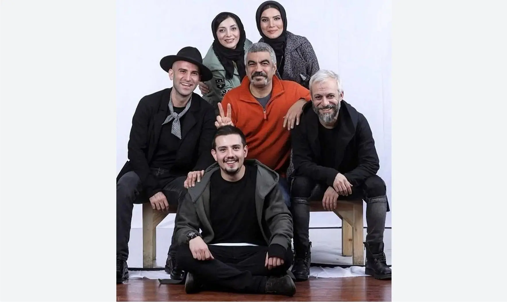 یواشکی‌های عاشقانه بازیگران سریال لیسانسه‌ها در کنار همسر و فرزندان‌شان: از امیر کاظمی و امیرحسین رستمی تا رویا میرعلمی و شباهت همسر به عادل فردوسی‌پور و روایت‌های جذاب زندگی خصوصی آن‌ها