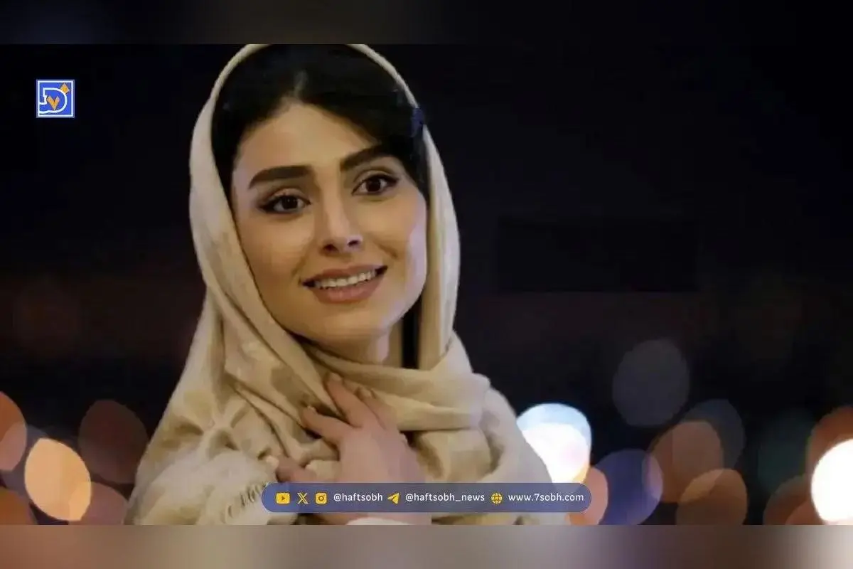 عکسی متفاوت و جذاب از لاله مرزبان کنار برج ایفل در پاریس | شباهت به آفرین سریال آنام و استایل خاص او